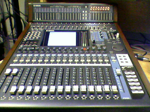Yamaha digital mixer