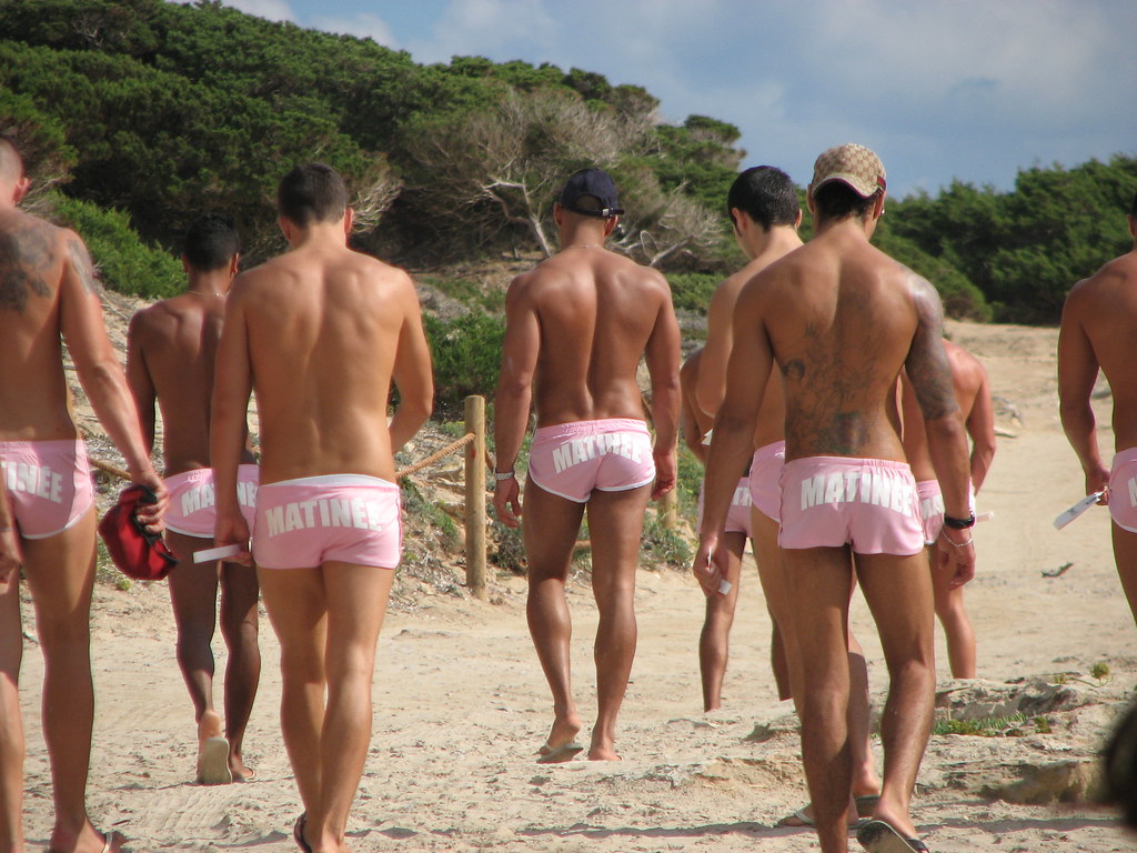 Нудисты На Пляжах Европы Фото Мужчины