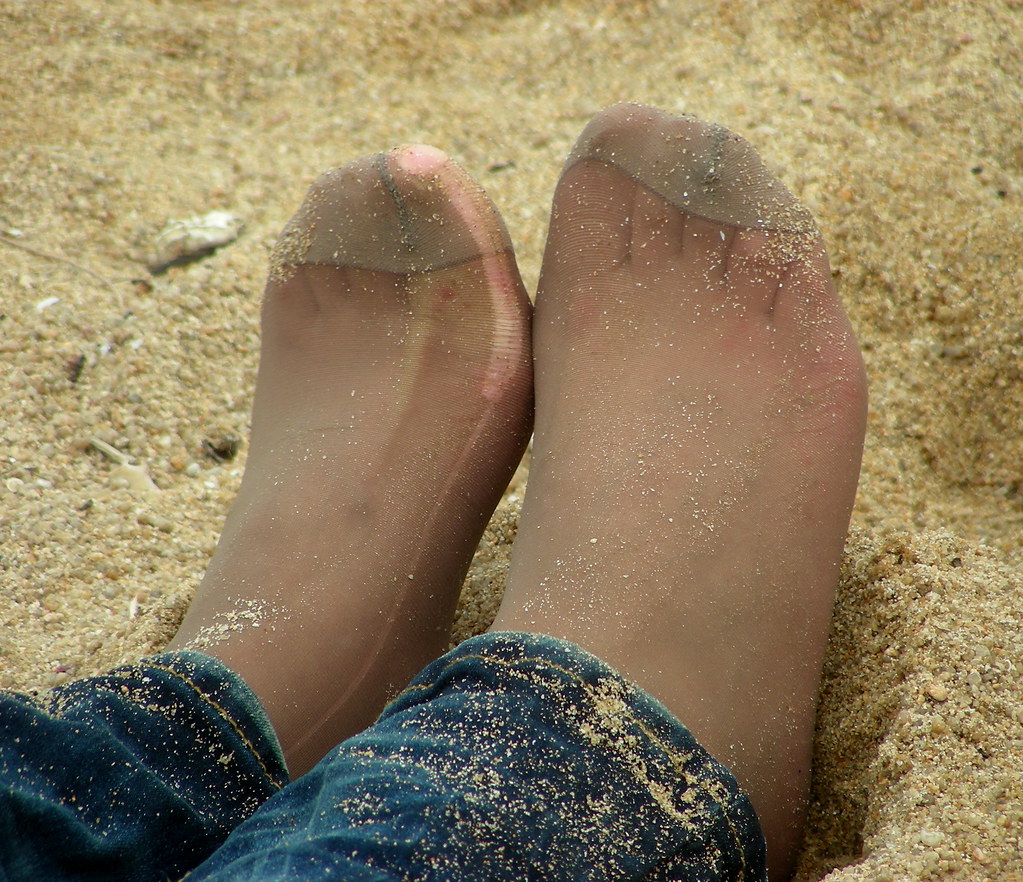 Asian candid feet hsp