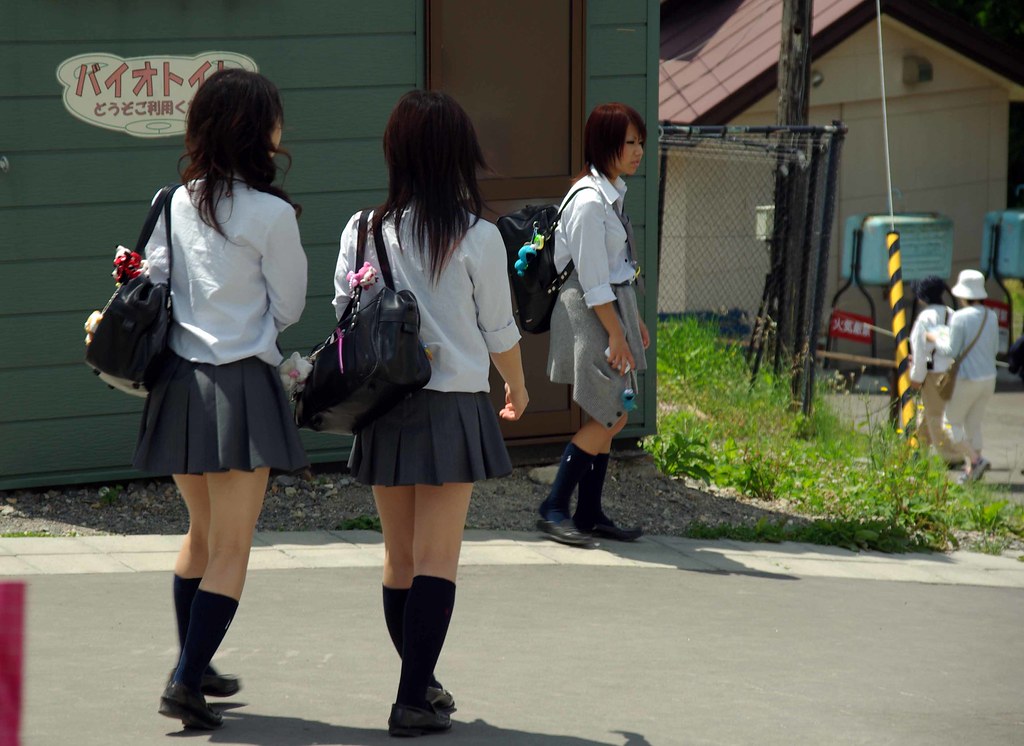 Japanese Schoolgirl Pussyfucking