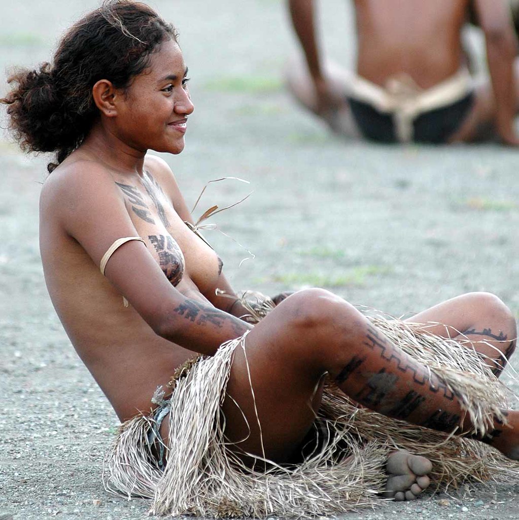Hot Naked Polynesian Women