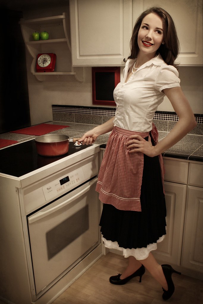 Italian housewife fan photo
