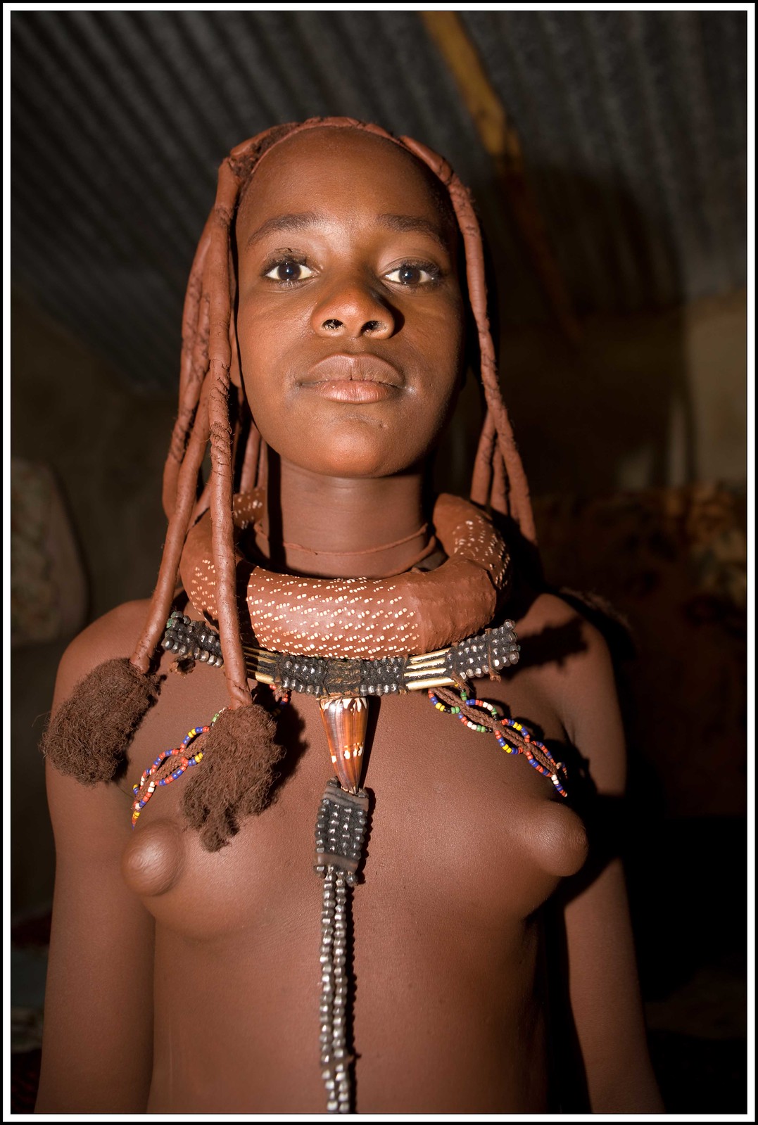 Африканская голая женщина