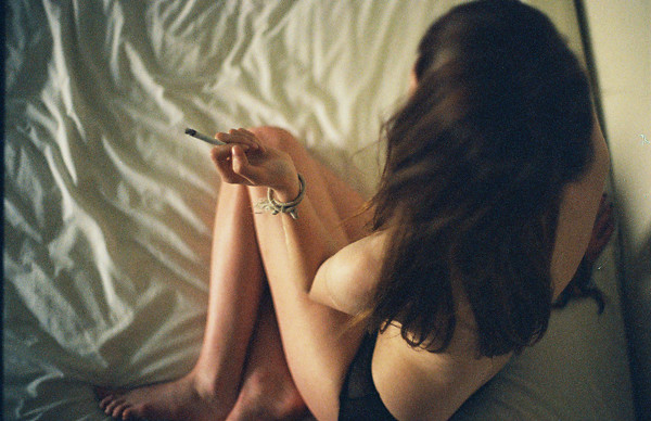 Порно с курящими женщинами 82 фото - секс фото 