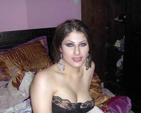 Голые таджикские девушки 