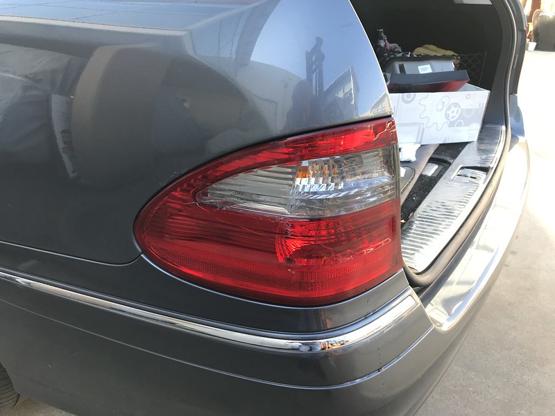 Clerk Accustomed to Infinity S211 Tail light replacement « Classic Jalopy