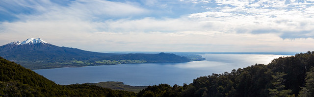Lago Llanquihue (Calbuco Volcano on the left))