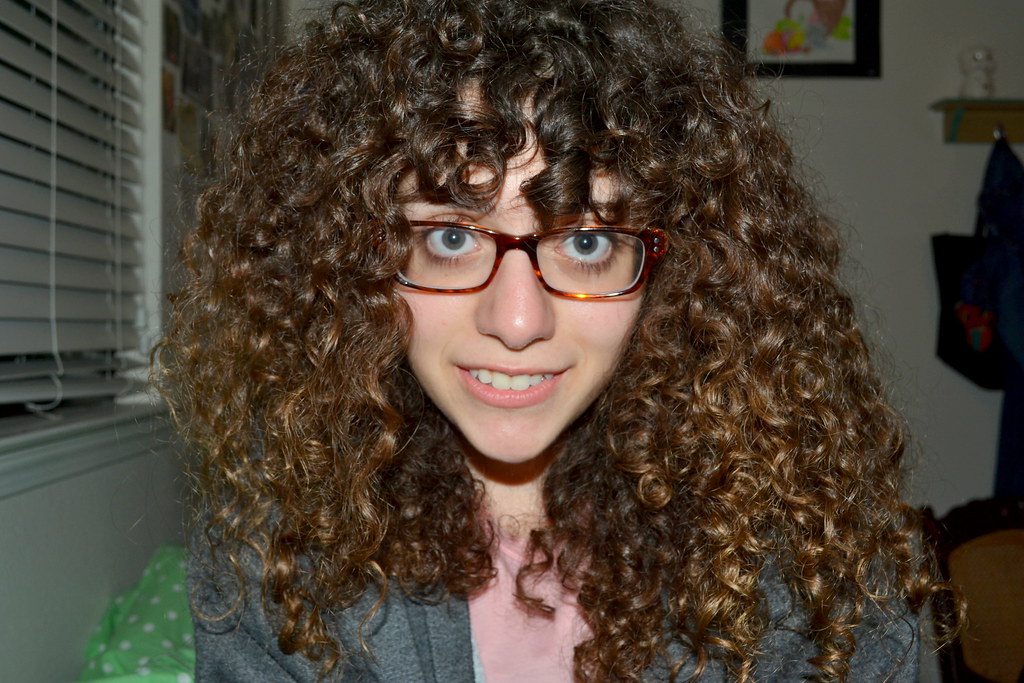Amateur curly hair girlfriend