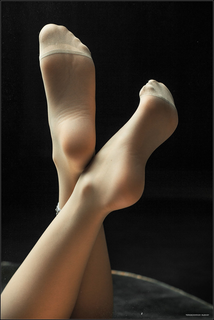 Sister nylon feet