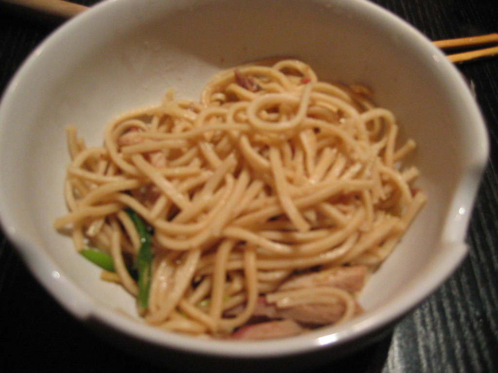 Bbq Pork Lo Mein