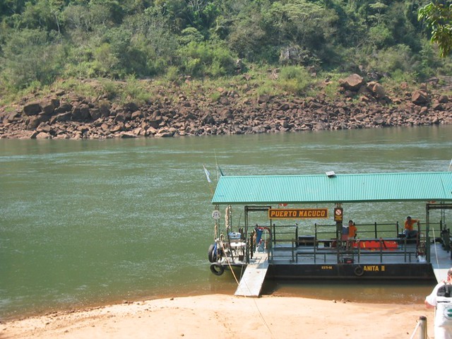 river safari station