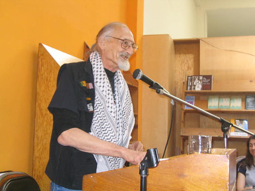 John Ross reading at Modern Times | by Steve Rhodes