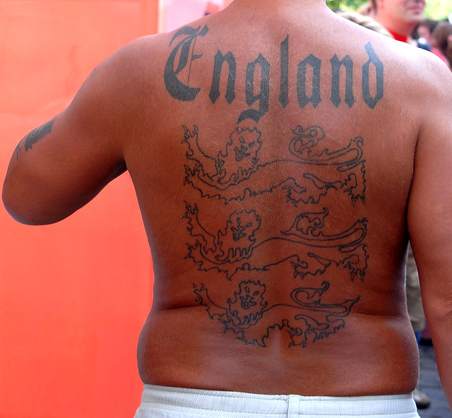 Fan of the team of England, tattoo three lions