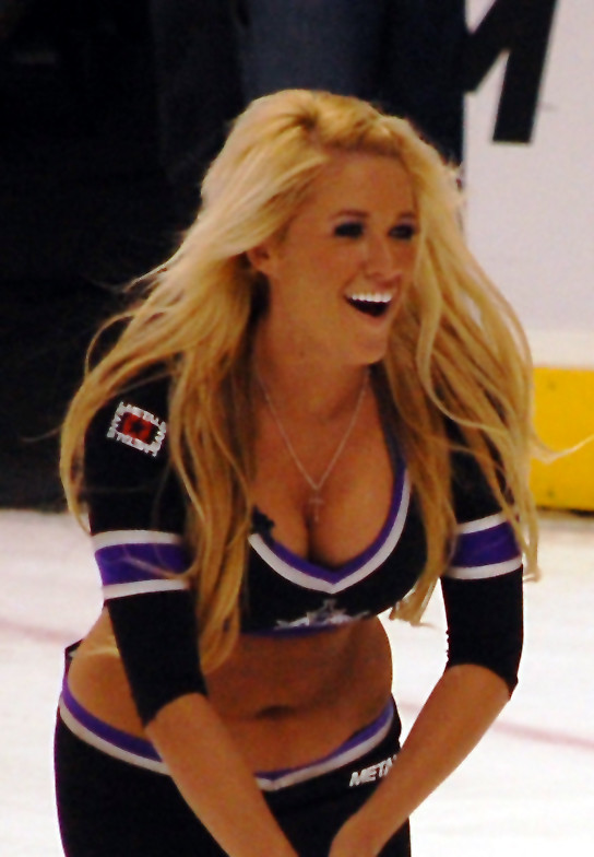 LOS ANGELES KINGS ICE GIRL GLOSSY PHOTO 8x10 picture 