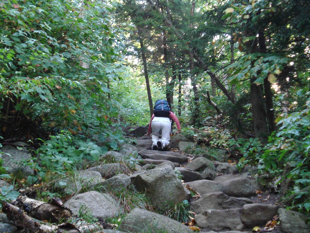 sarah rocks trail | Zeller_Evan | Flickr