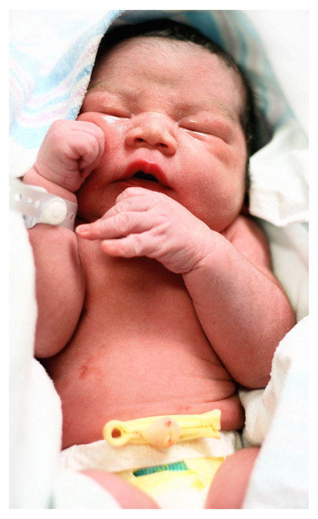 Lin Newborn Noah Day 1 | lin.go.photo | Flickr