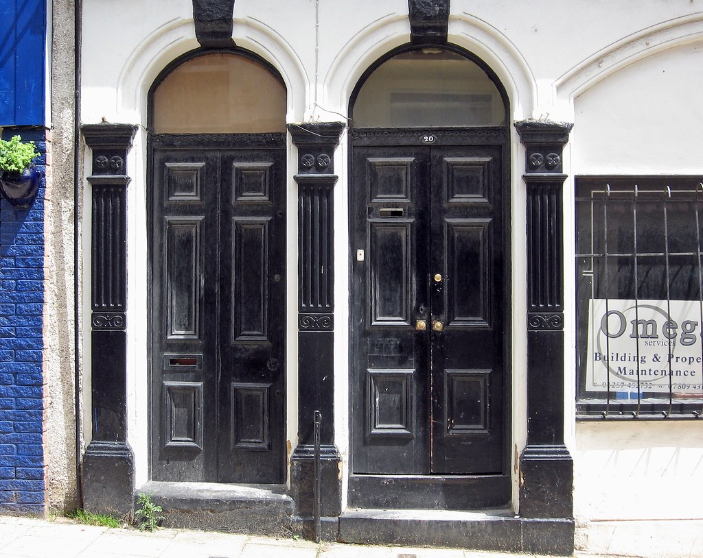 Double Doors On Old Victorian Business Premises In Cannon Flickr
