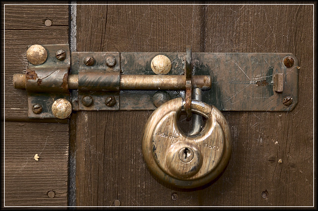 shed door bolt lock