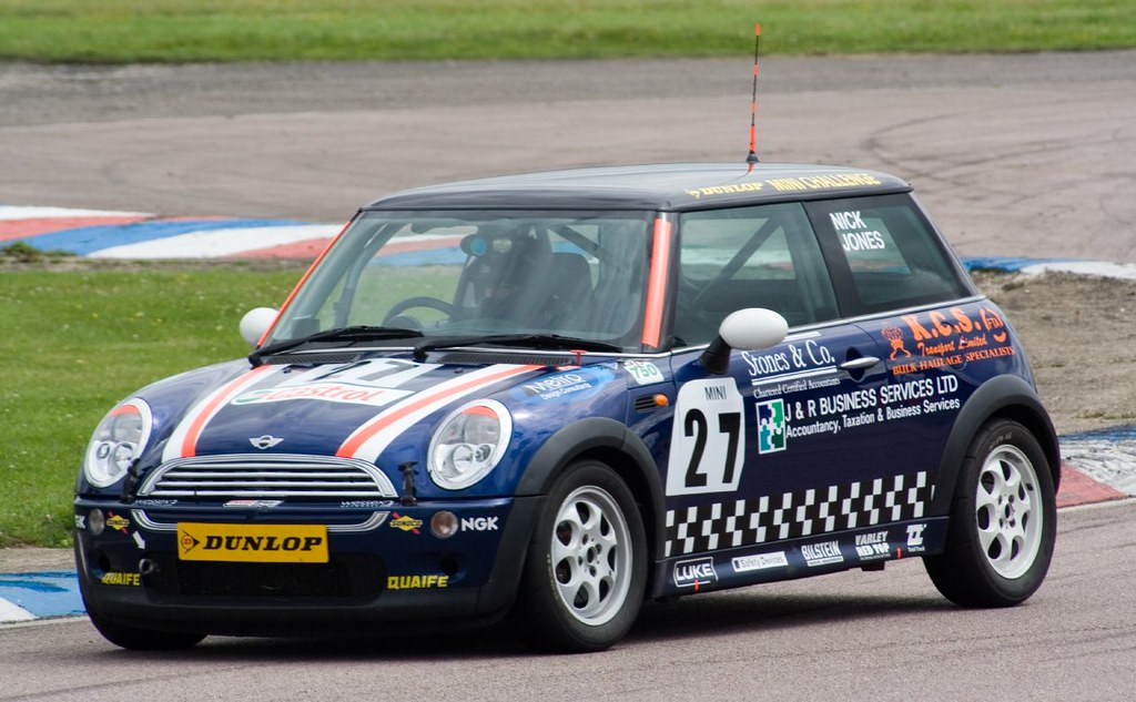 Mini Racing Thruxton Mini Challenge Racing @ Thruxton | Nick Jones Class: Club Cl… | Flickr