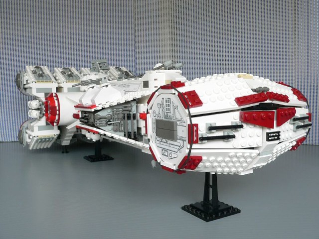 SW Lego 10119 Rebel Blockade Runner 36