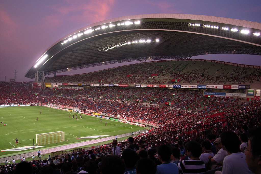Сербы стадион. Стадион Сайтама 2002. Саитама стадион. Стадион Саитама (Саитама). Сайтама Олимпийский стадион.