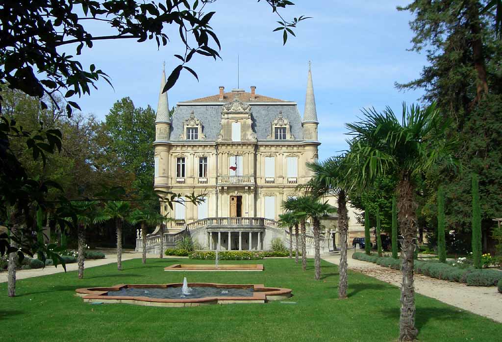 06 Château de Courthézon HPIM4875.JPGDSCI0581 | marc1961be | Flickr