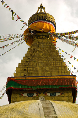 boudhanath-stupa-and-the-all-seeing-eyes-of-buddha-flickr