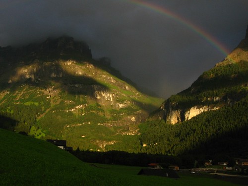 light sunset mountains schweiz switzerland rainbow grindelwald berner bernese oberland