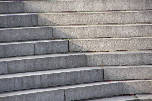 Bldg Guildhall Steps