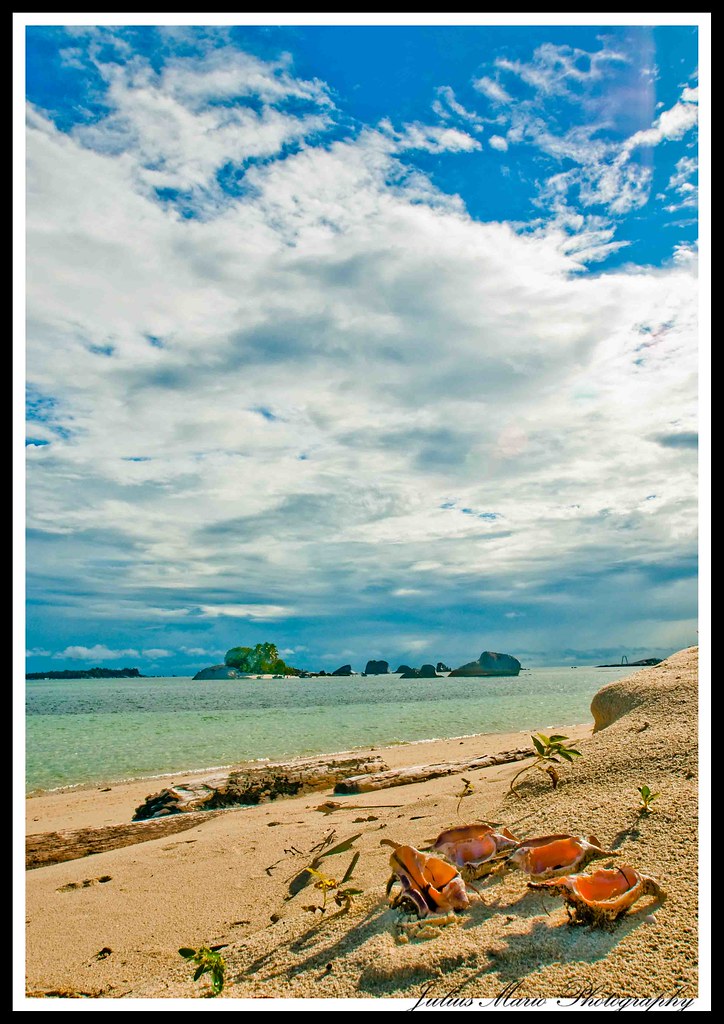 Side show | Location : Pulau Babi, Belitung Island - Indones\u2026 | Julius Mario | Flickr