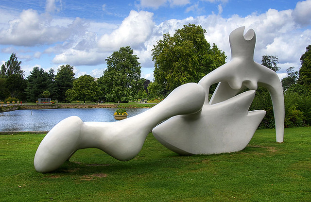 Henry Moore sculpture at Kew 03