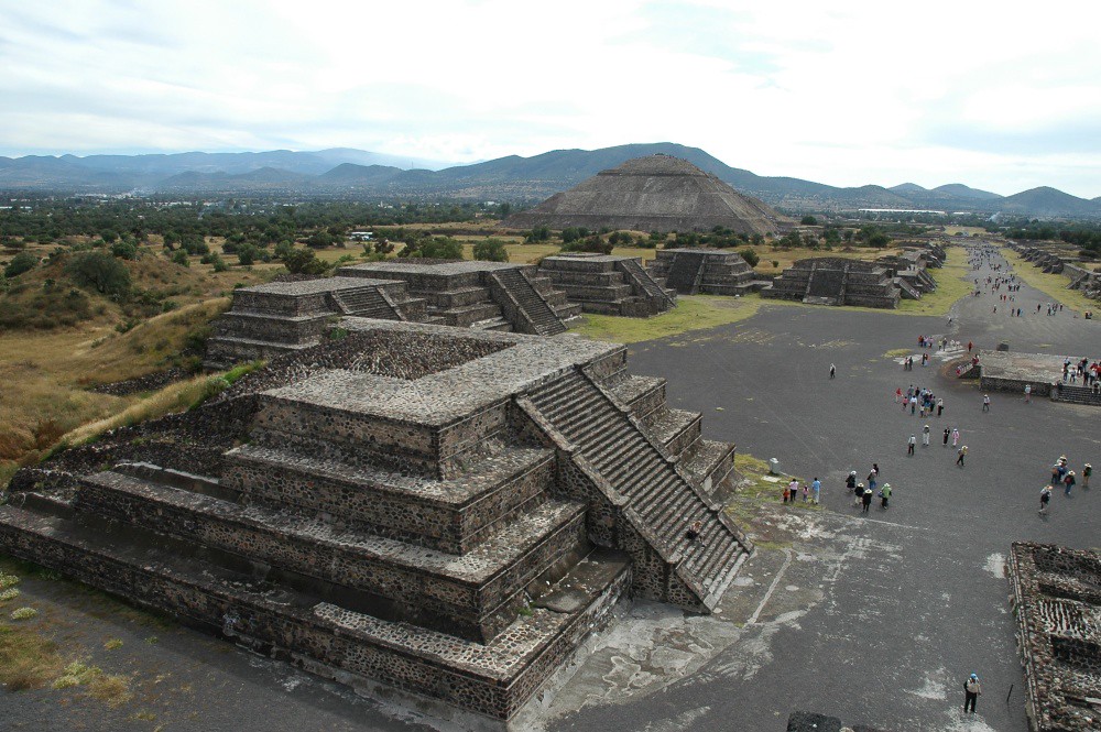 Teotihuacan Pyramids by Xavier Donat