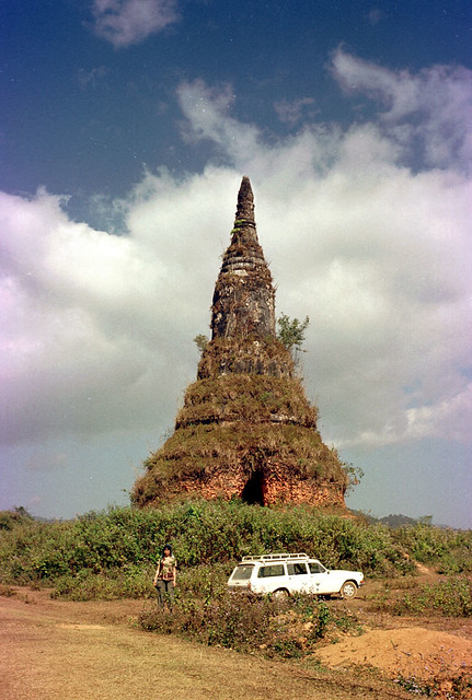 Muansin-stupa of the ruins