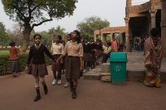 Schoolgirls - Qutb Minar - New Delhi