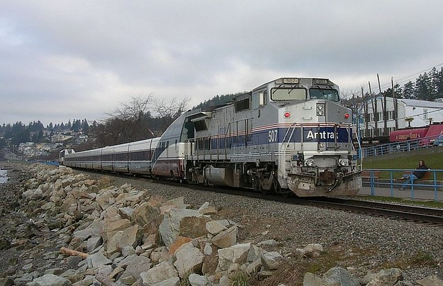 Amtrak 507 White Rock BC 2005_0225