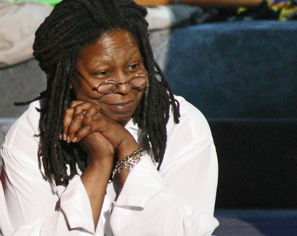 Whoopi | Dress rehearsal - Comic Relief '06 See Whoopi Goldb… | Flickr