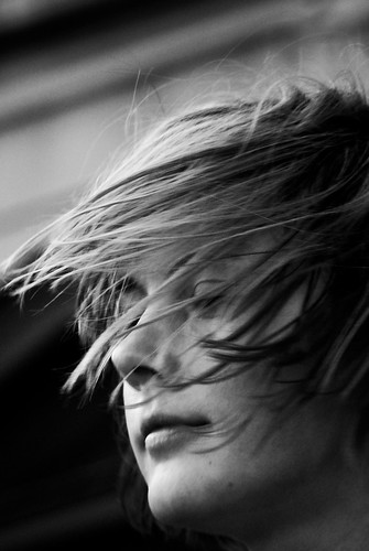 (heavy) wind in her hair by caei