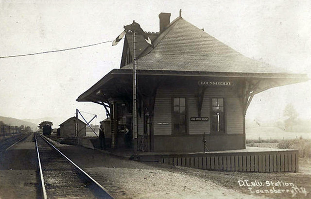 DL&W Station, Lounsberry, NY