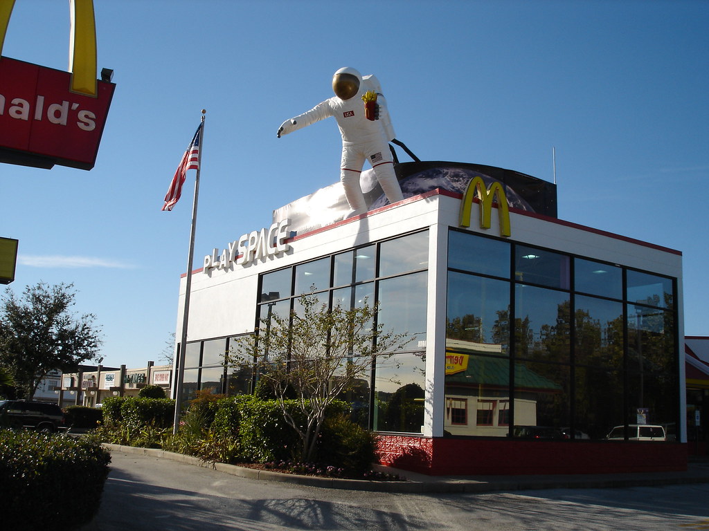 mcdonalds | Count on McDonald's to capitalize on being just … | Flickr