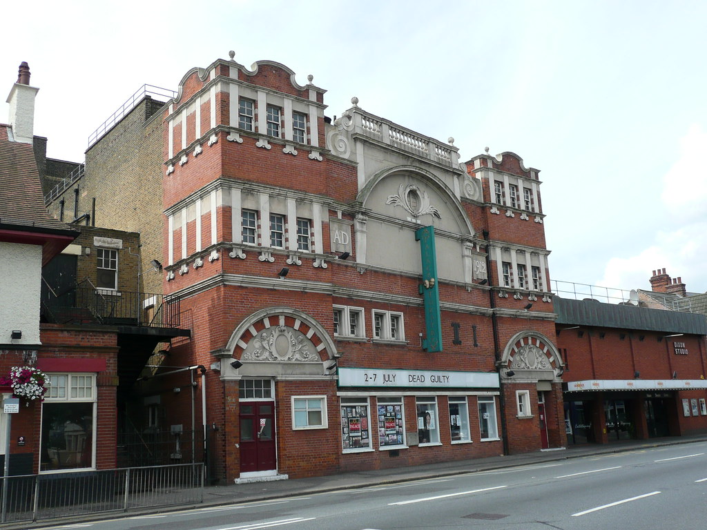 Palace Theatre - Westcliff-On-Sea - a photo on Flickriver