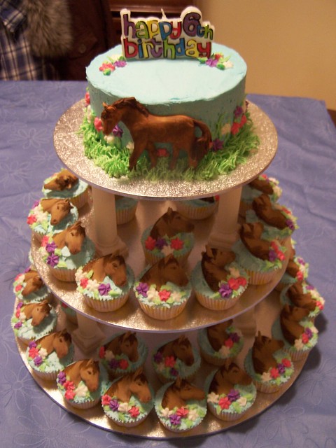 Horse cupcake tower
