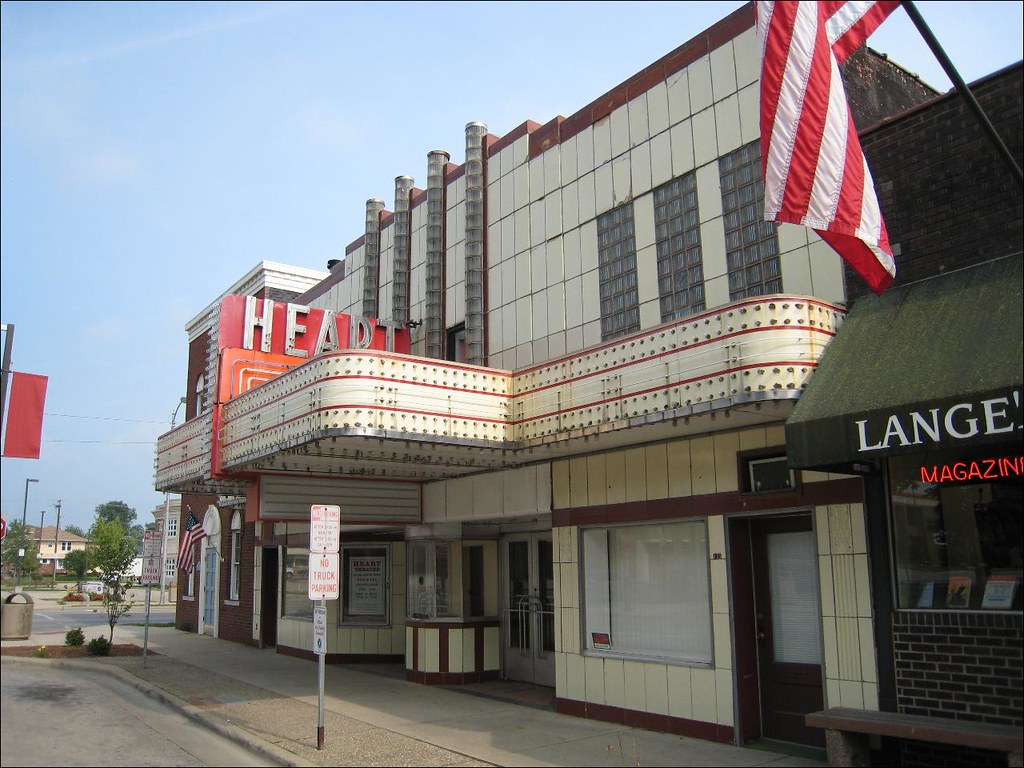 Heart Theatre, Effingham, IL | 133 East Jefferson Avenue, Ef… | Flickr