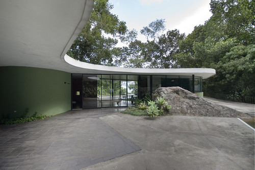 Canoas 06 | Casa das Canoas Architect: Oscar Niemeyer 1952-5… | Flickr