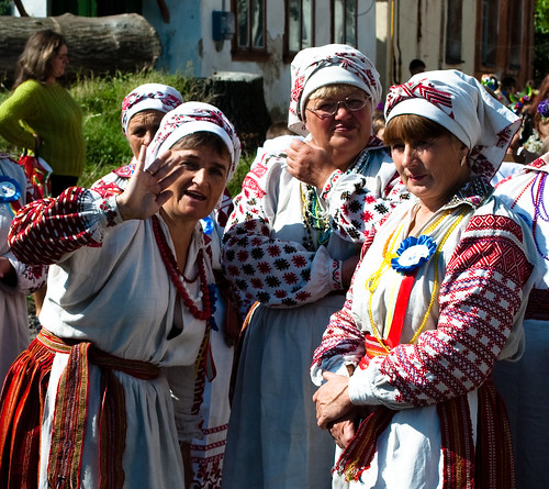 rural dress code | The women from country side in tipical an… | Flickr