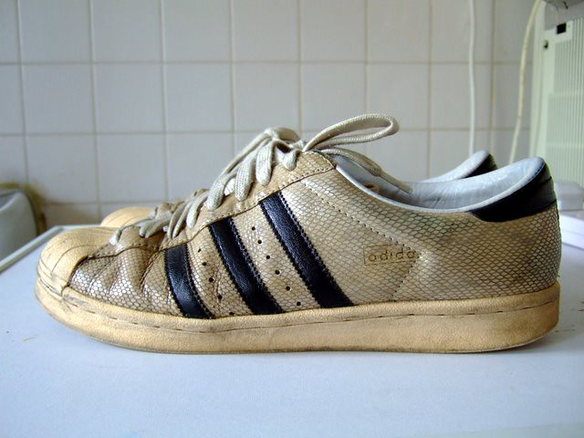 dirty adidas shoes
