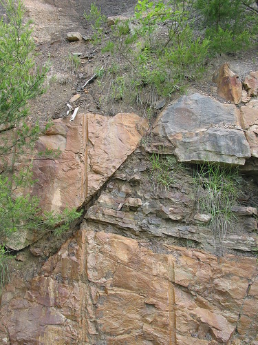 rocks fault geology sedimentary dunlap clastic roadcut