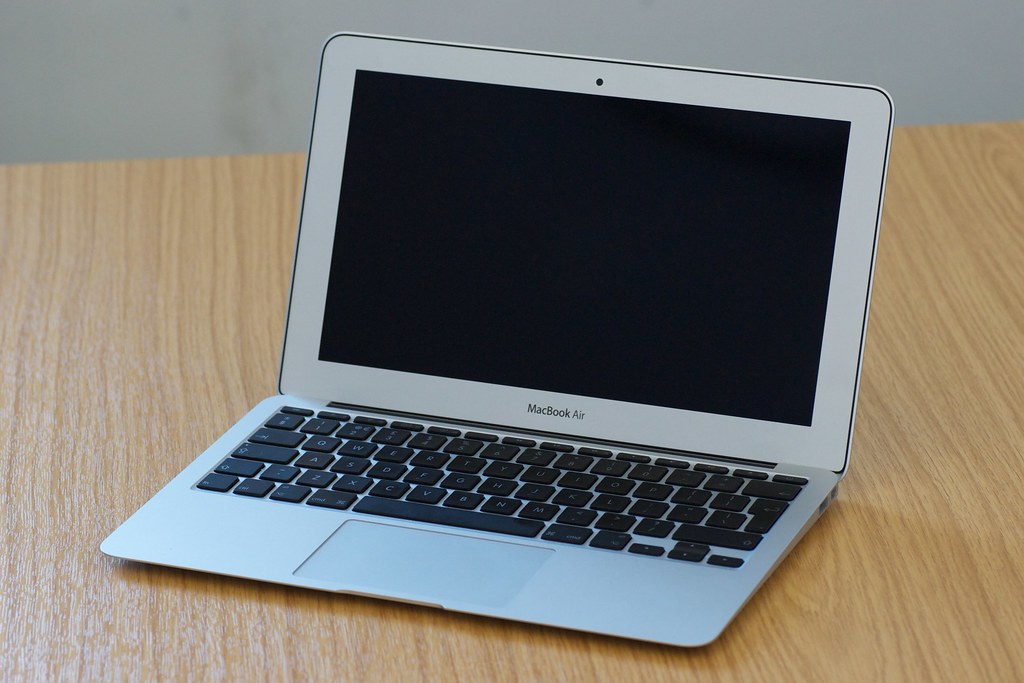 11.6" MacBook Air