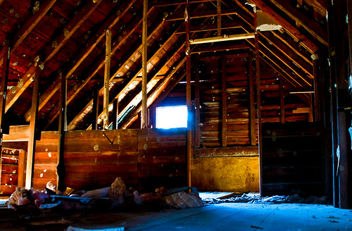 northcarolina attic canonef2470mmf28lusm ruraldecay canon40d