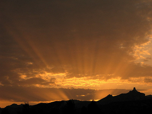 golden rays by Marlis1, at the end of a sunny and warm day: a golden sunsetsunset españa wow spain cataluña montes elsports 
