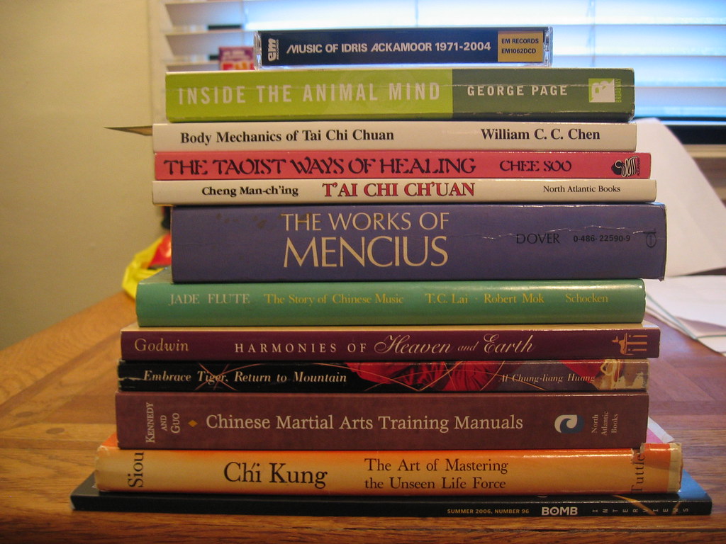 Moe's Books